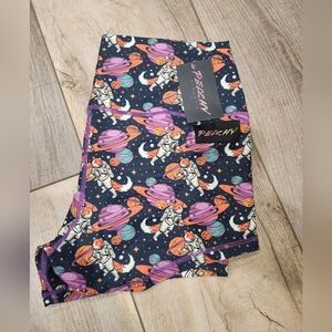 Peachy XL Shorts NWT